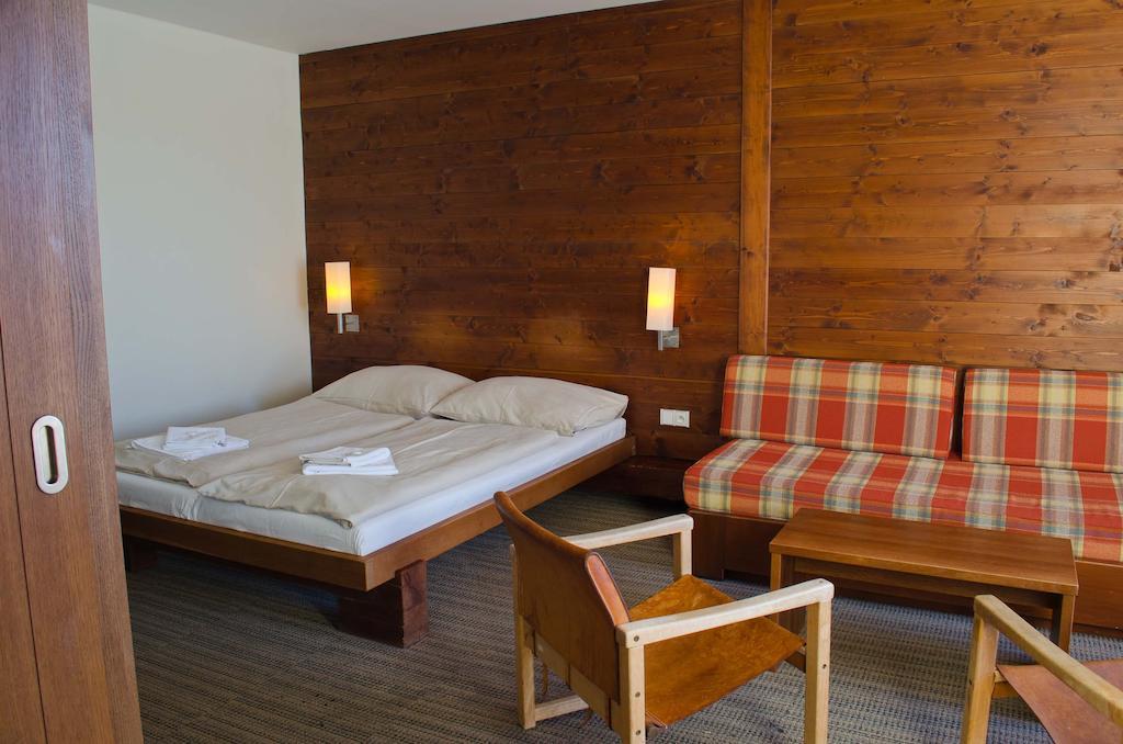Hotel Adam Špindlerŭv Mlýn Oda fotoğraf