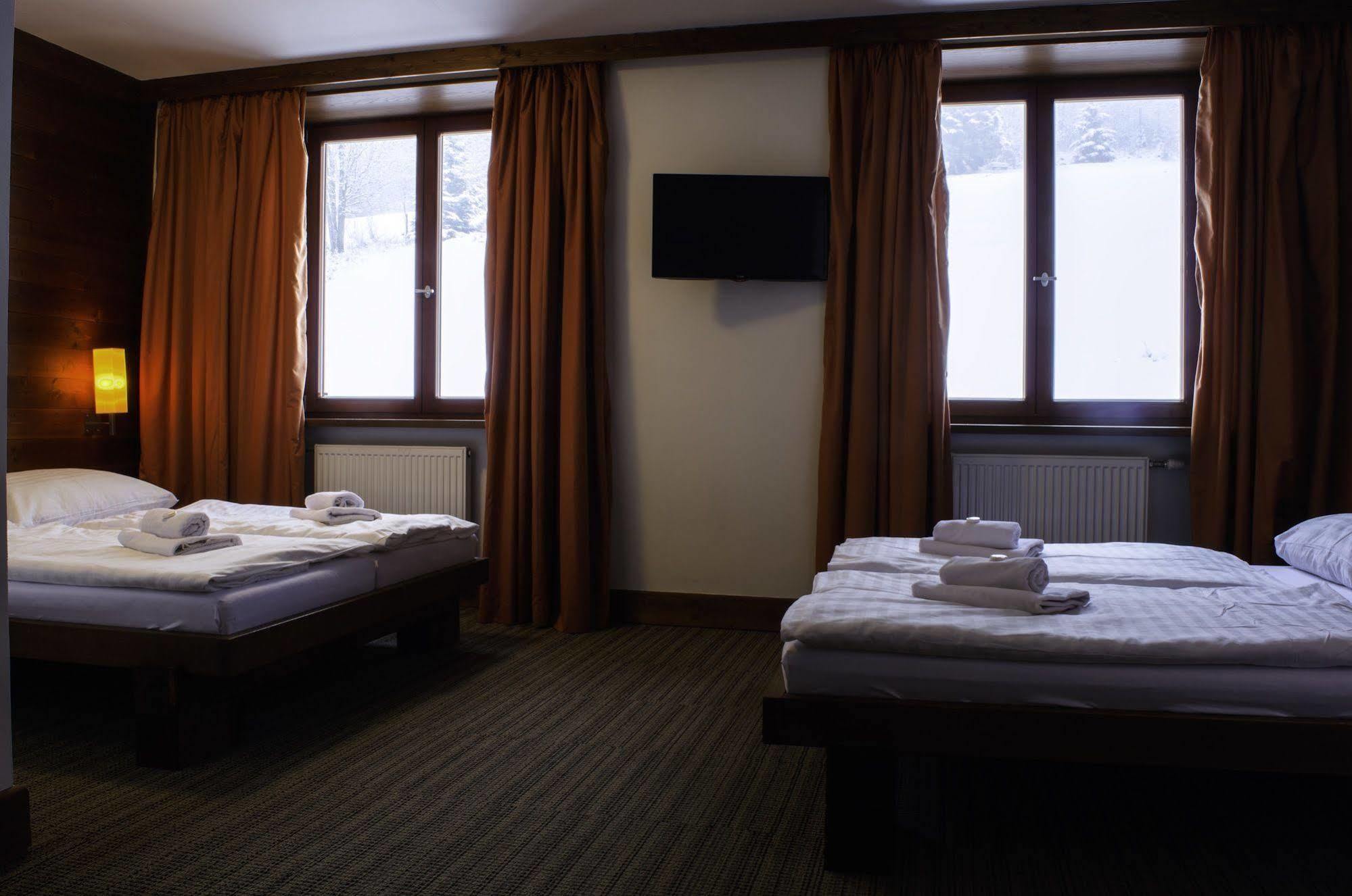 Hotel Adam Špindlerŭv Mlýn Dış mekan fotoğraf